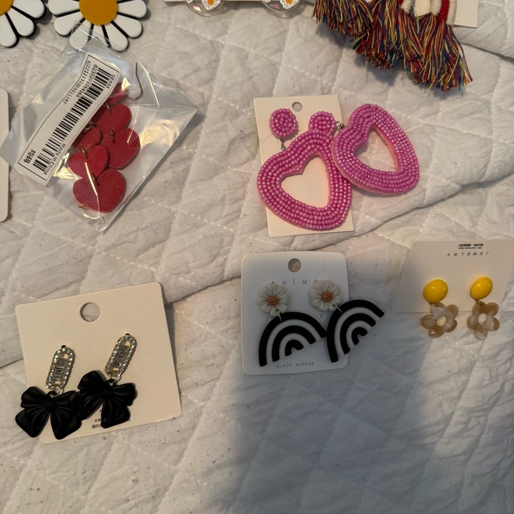Statement earring bundle - Picture 3 of 5